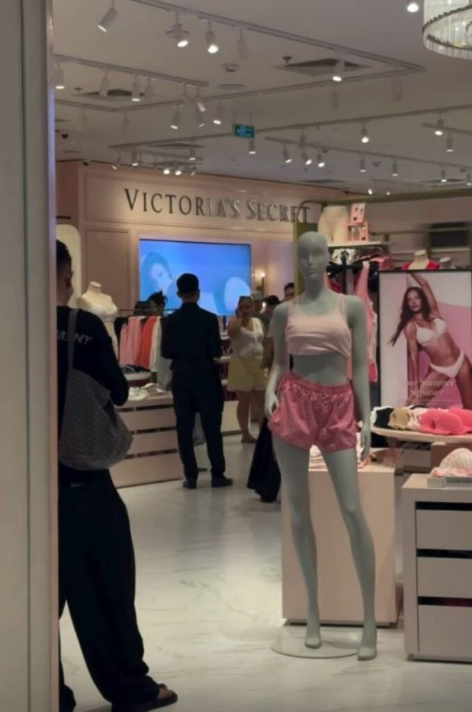 viktoriya sikret danang 01